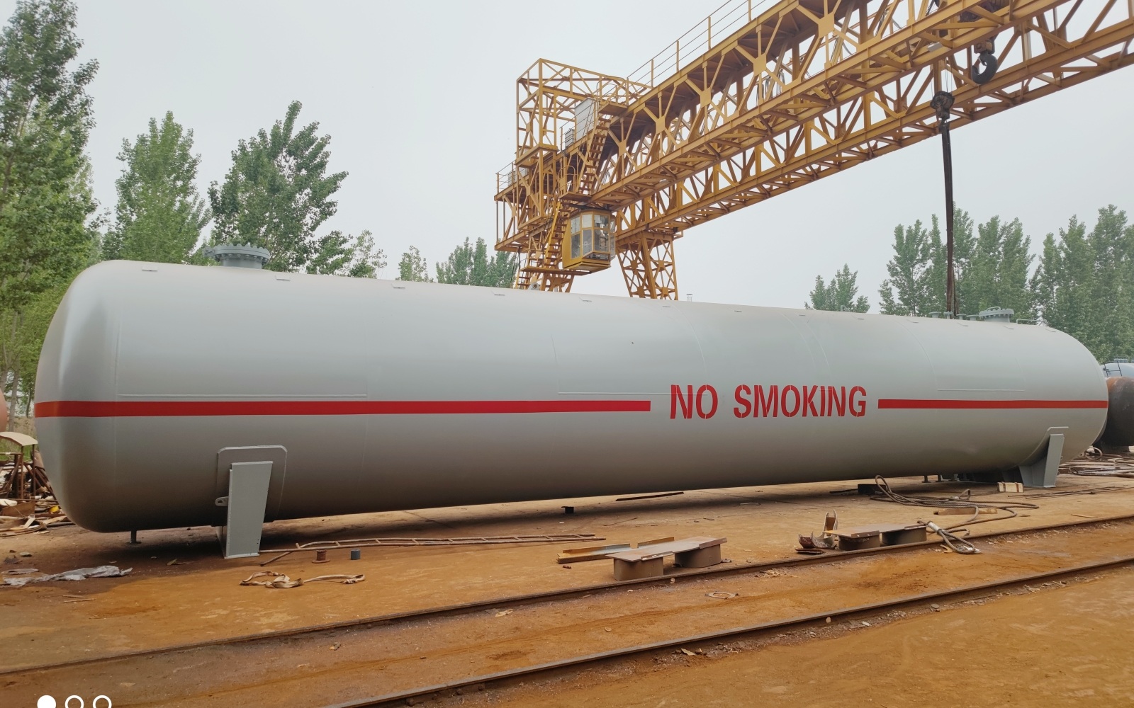 儲罐容器_壓力容器_低溫儲罐_菏澤花王壓力容器